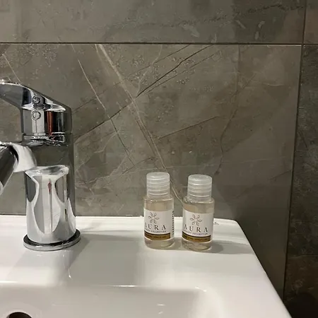 Calua Experience View